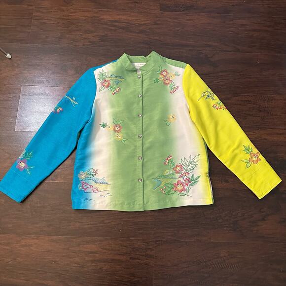 Marsh Landing green, blue, yellow & white floral embroidered button down top, M - Picture 8 of 14